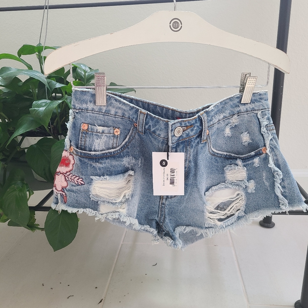 Cut-off jean shorts